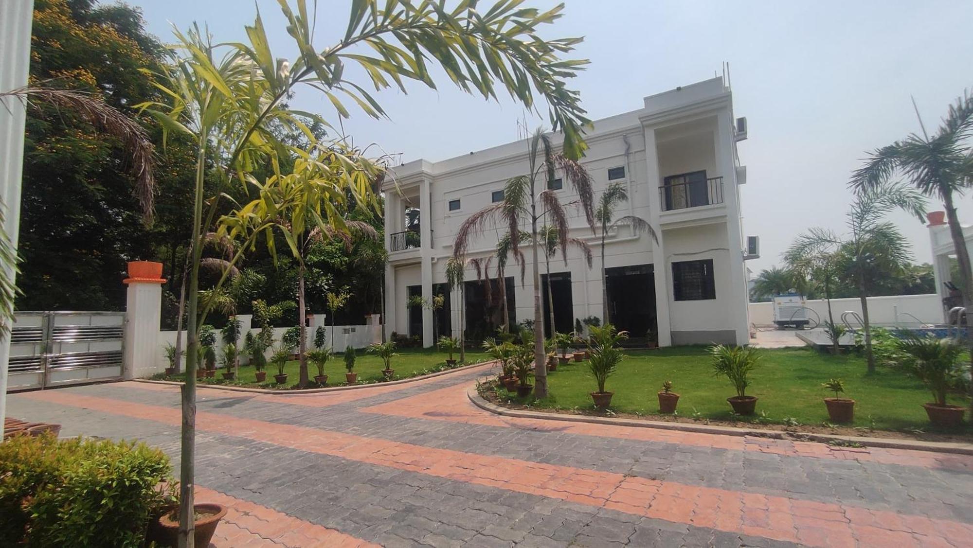 Rajbari Resort Shanti Niketan Exterior photo